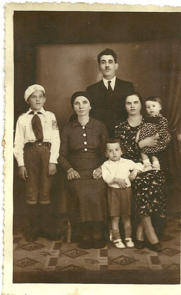 Cumpar poze vechi si foarte vechi cu sau fara rama